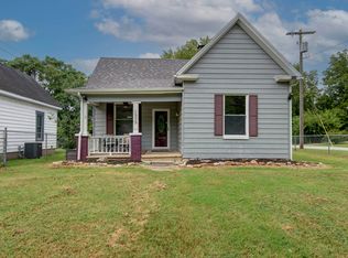 1535 N Rogers Ave, Springfield, MO 65803