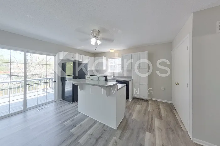 4415 The Paseo Blvd — Photo 13