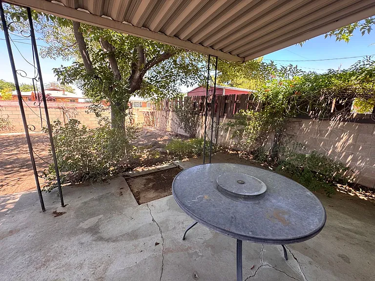 1109 Indiana St SE — Photo 20