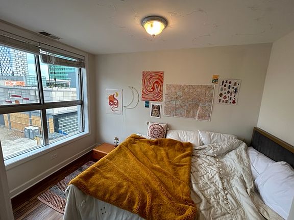 3rd image of 5206 S Harper Ave #302