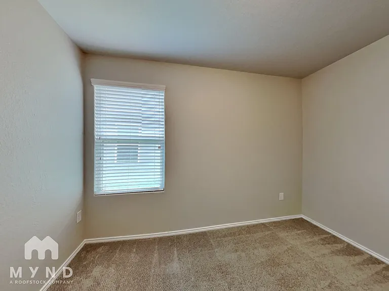 9437 Apple Ridge Ln — Photo 15