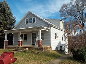 3rd image of 1314 E Watauga Ave