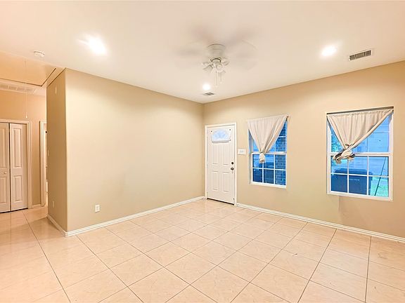 5th image of 8717 Peachtree St