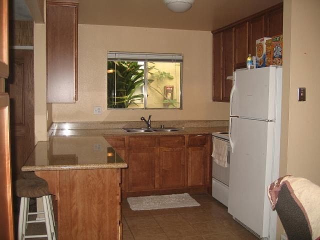 1st image of 830 W Lincoln Ave Unit 183