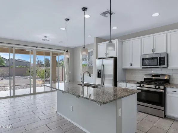 19566 N CRESTVIEW Lane, Maricopa, AZ 85138