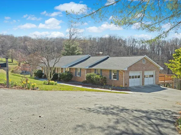 4339 Denbeigh Cir, Vinton, VA 24179