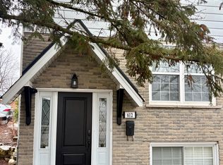 612 College Ave W, Guelph, ON N1G1T8