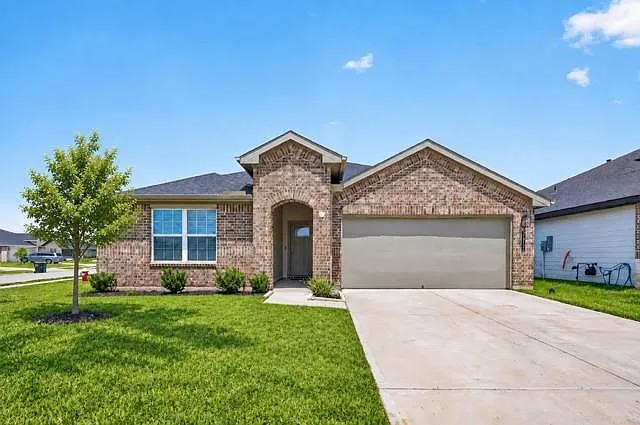 31742 Margaret Woods Ln