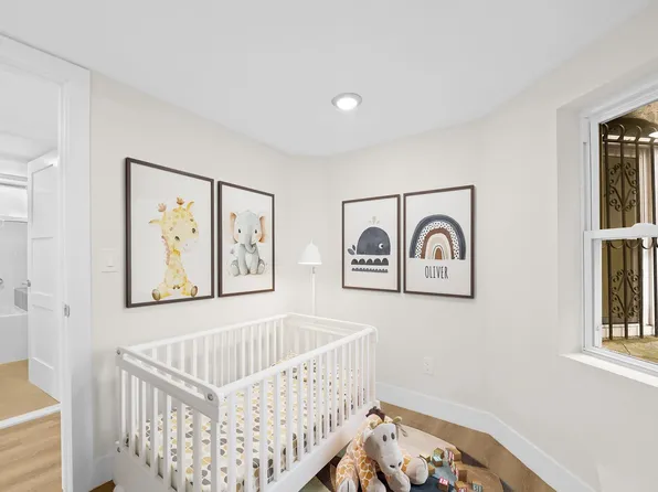 102 Palisade Avenue image 7 of 36