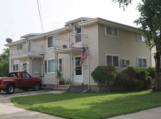 663 W 6th Ave, Oshkosh, WI 54902