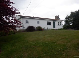 3 Willis Farm Rd, Gorham, ME 04038