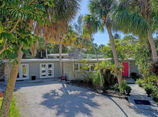 184 Sandy Hook Rd, Sarasota, FL 34242