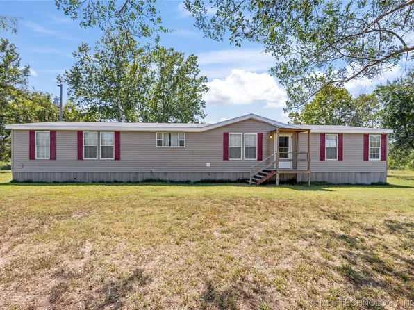 22850 S 300th Rd, Henryetta, OK 74437