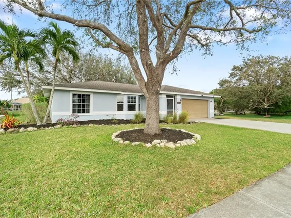 935 Summerfield DR, NAPLES, FL 34120