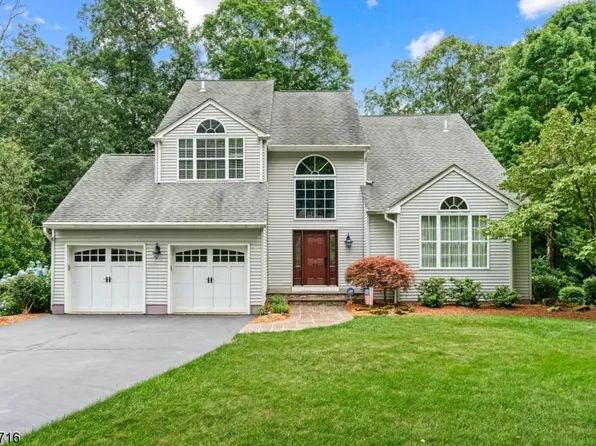 7 Elizabeth Pl, Jefferson Twp., NJ 07849