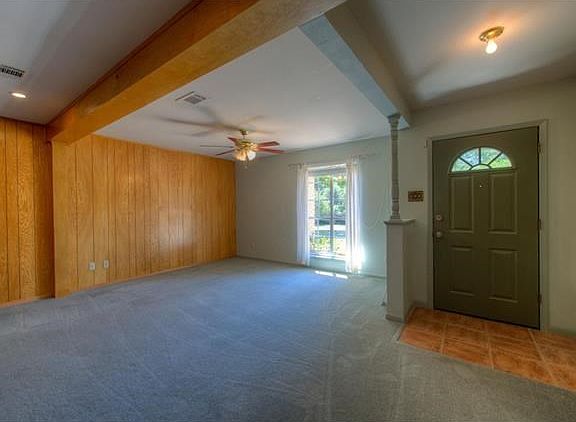 5th image of 1106 Hollybluff St