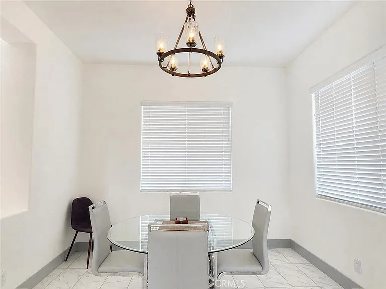 11495 Foxdale Dr — Photo 11