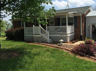 218 John Davis Rd, Dobson, NC 27017