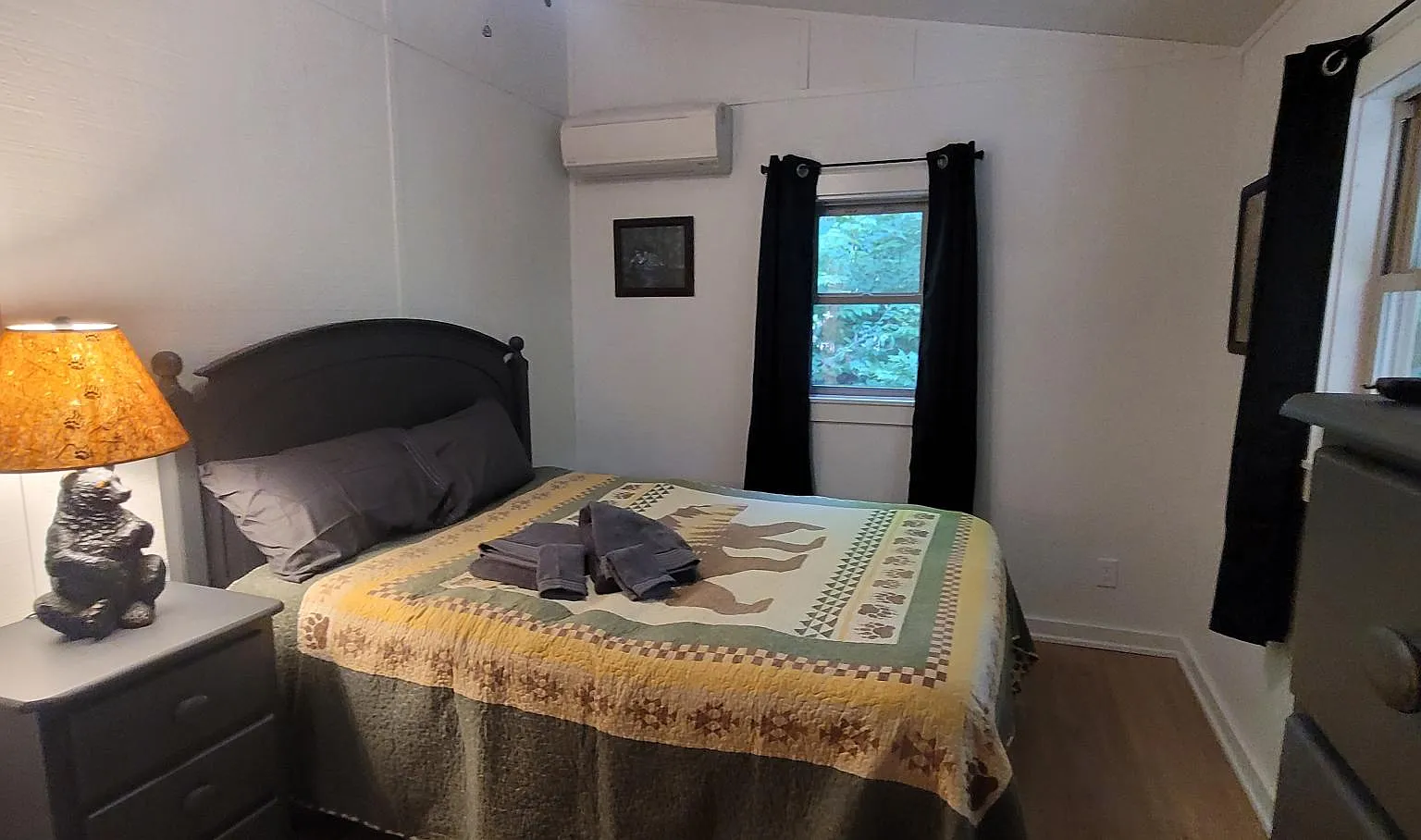 2 bed, 1000 sqft, $1,800 — Photo 2