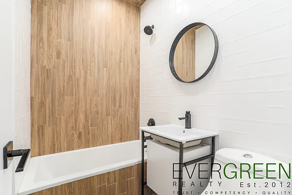 Rented by ERNY LLC | media 20