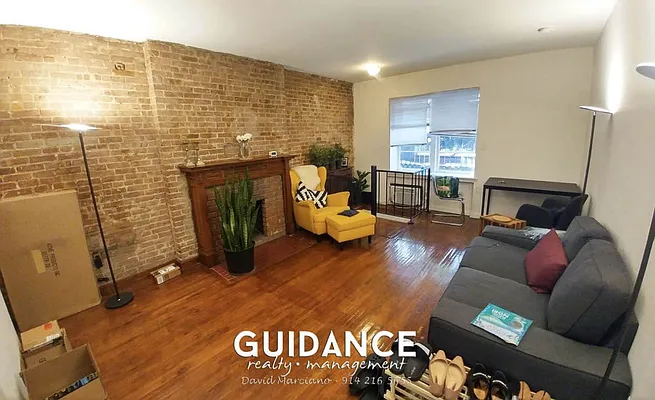 Rented by Amin Property Group Inc | media 7