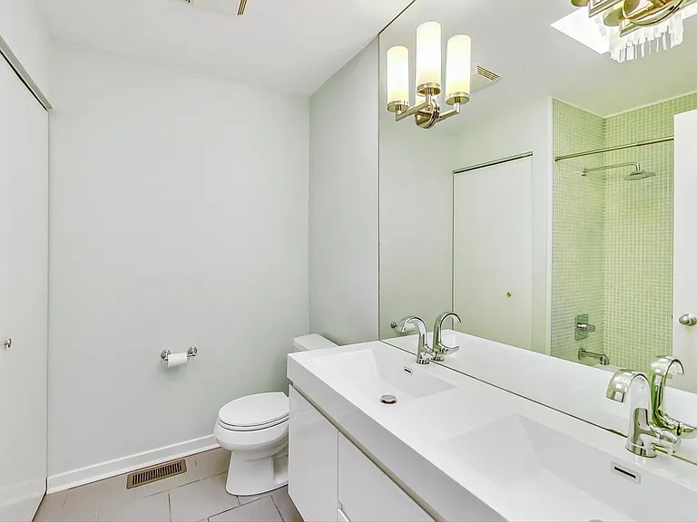 1449 W Lexington St #A — Photo 19