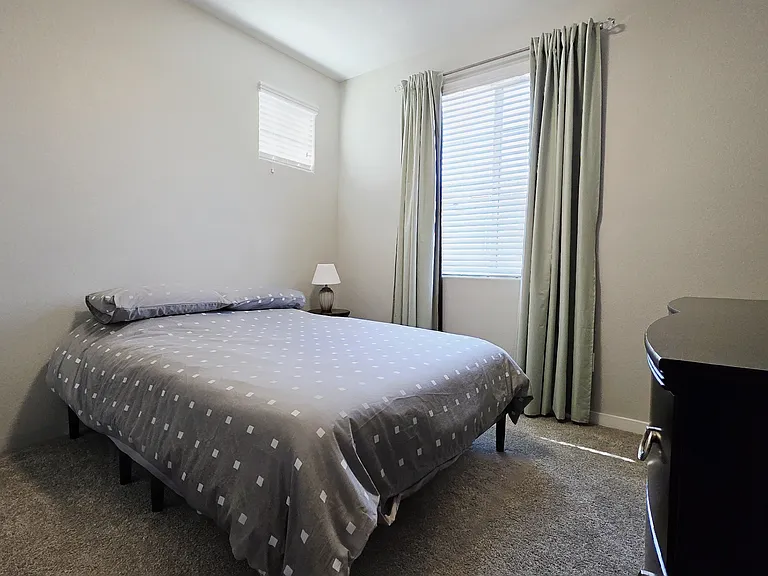 5744 Crenellated St — Photo 12