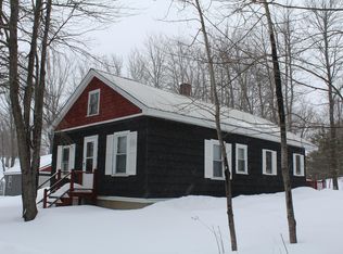 42 Perry St, Lincoln, ME 04457