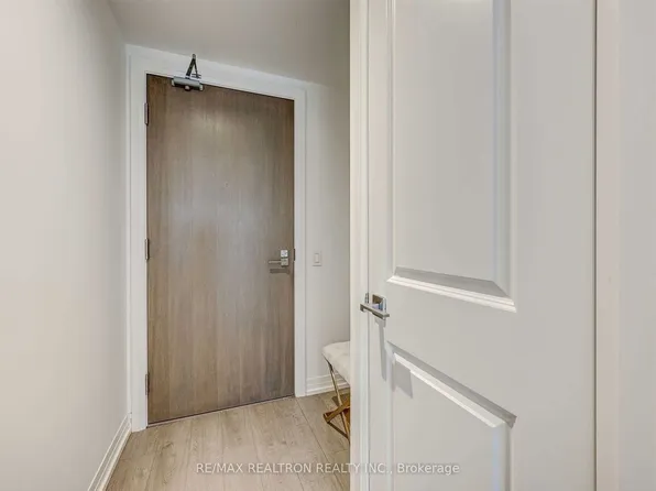 251 Jarvis St, Toronto, ON