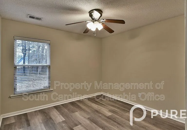 321 Downs Dr — Photo 38