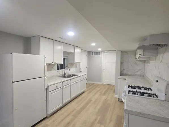 1444 N Avers Ave #B, Chicago, IL 60651