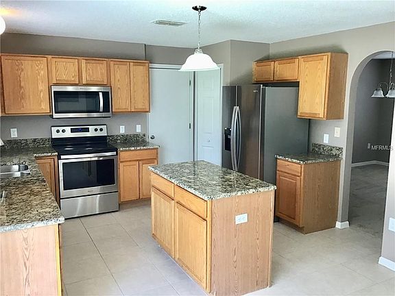 4th image of 1354 Dunbarton Ct