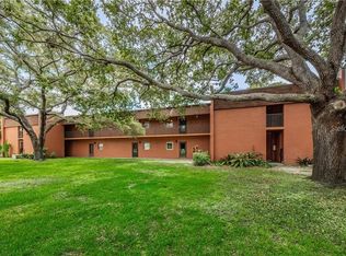 4805 Alt 19 APT 311, Palm Harbor, FL 34683