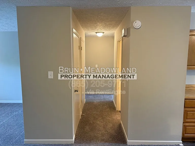 8719 Gleason Dr #C — Photo 23