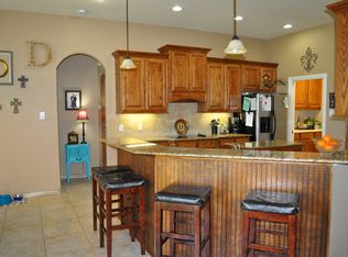 104 Claremont Dr, Ovilla, TX 75154