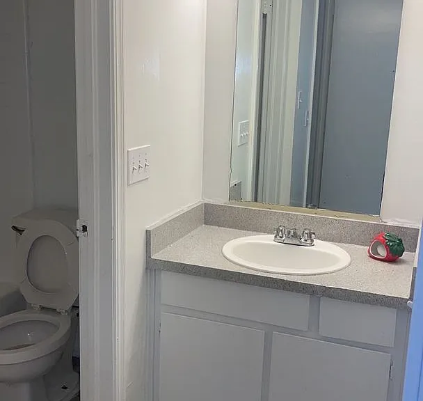 Campus Pointe Apartments — Photo 11