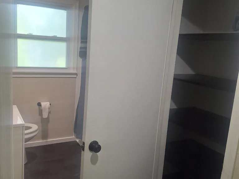 1495 Beach Ave — Photo 30