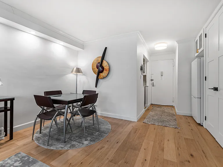 17-85 215th St #14L — Photo 7