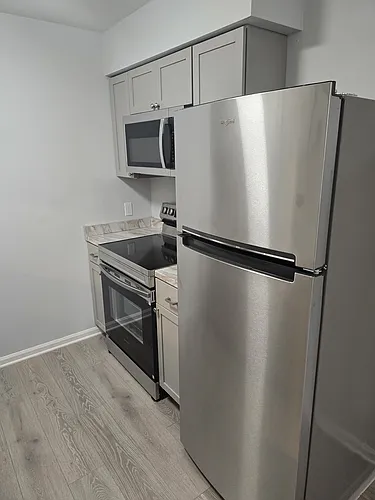 627 Dudley Ave #5 Photo 1