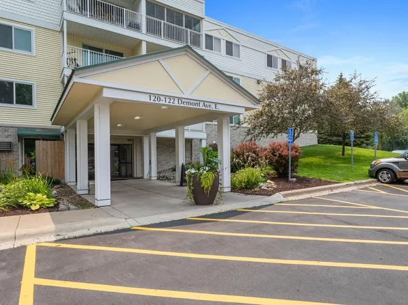 120 Demont Ave E APT 212, Little Canada, MN 55117