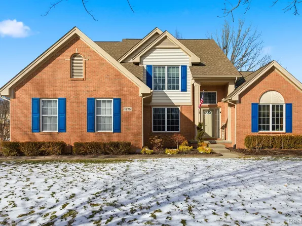 1275 Hendrie, Canton, MI 48187