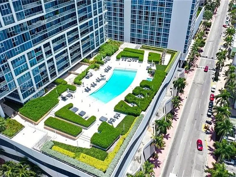 6899 Collins Avenue Cu #2208 — Photo 55