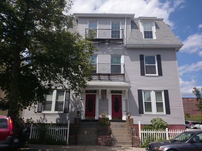 554 E 4th St APT 1B, South Boston, MA, 02127