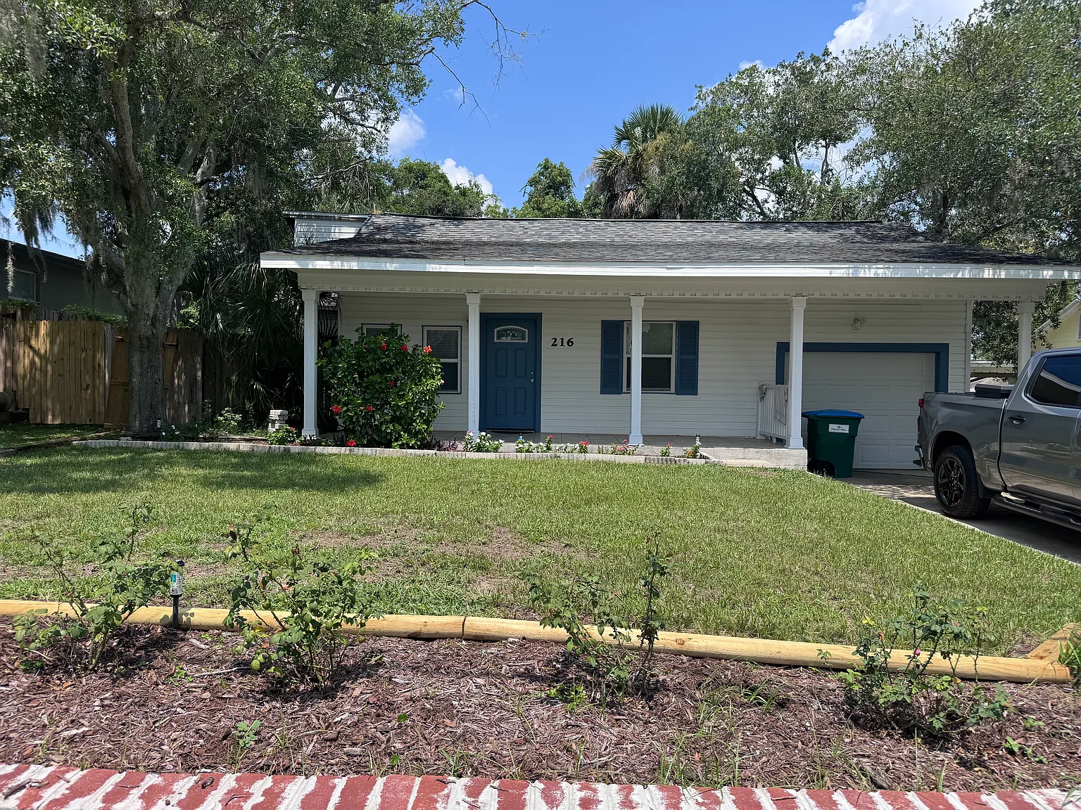 2 bed, 1138 sqft, $1,750 — Photo 1