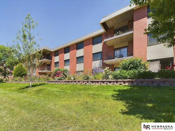 1540 N Cotner Blvd #B322, Lincoln, NE 68505