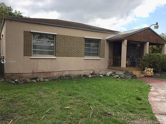 4th image of 6720 N Waterway Dr