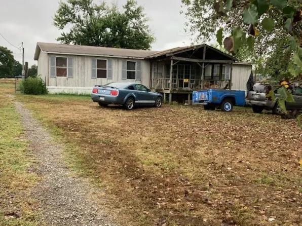 8300 Waters Rd, Huntington, AR 72940