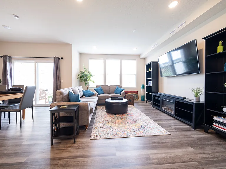 Living Room/Dining Room