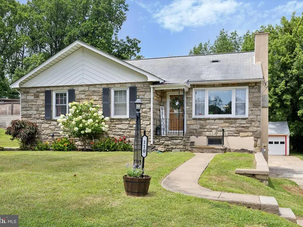 110 N State Rd, Springfield, PA 19064