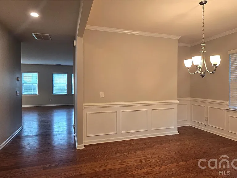 10427 Paisley Abbey Ln — Photo 7